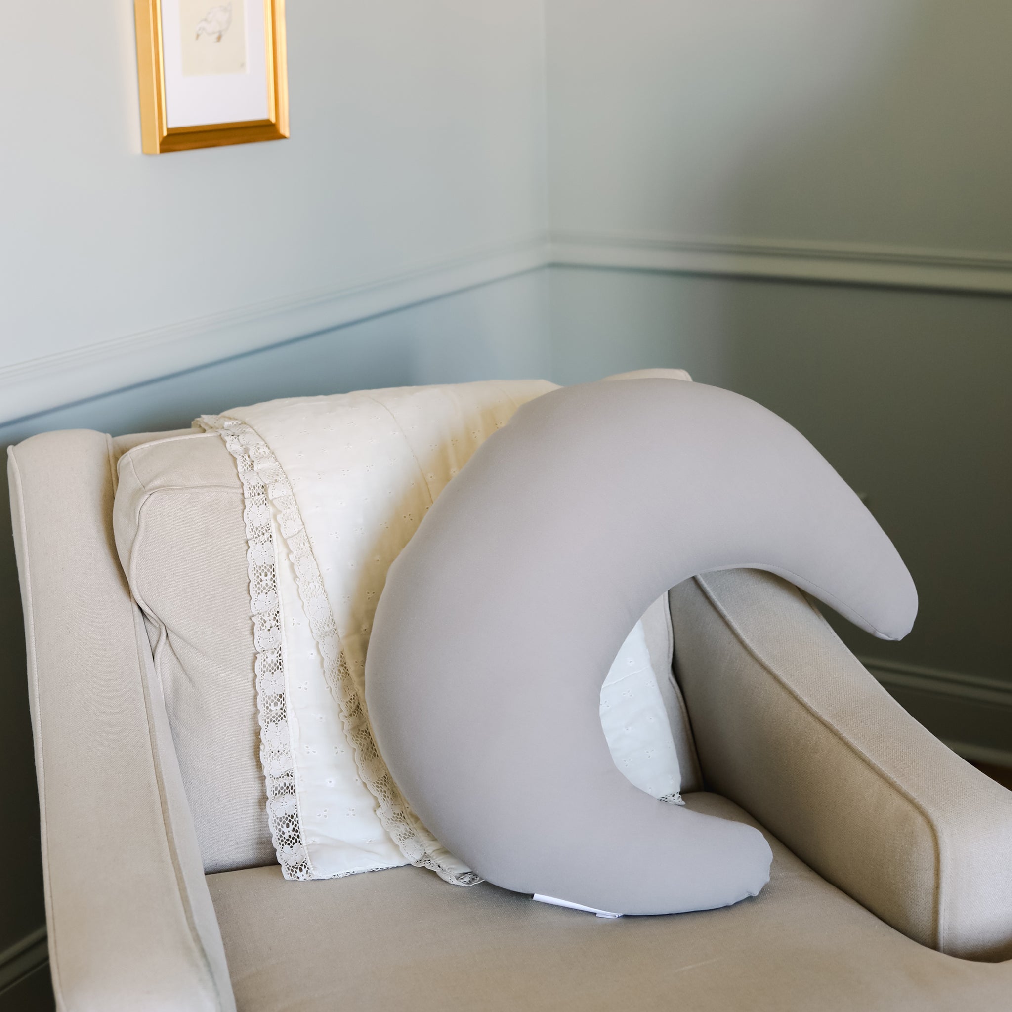 Feeding Support Stone – Snuggle Me Organic - Main Image