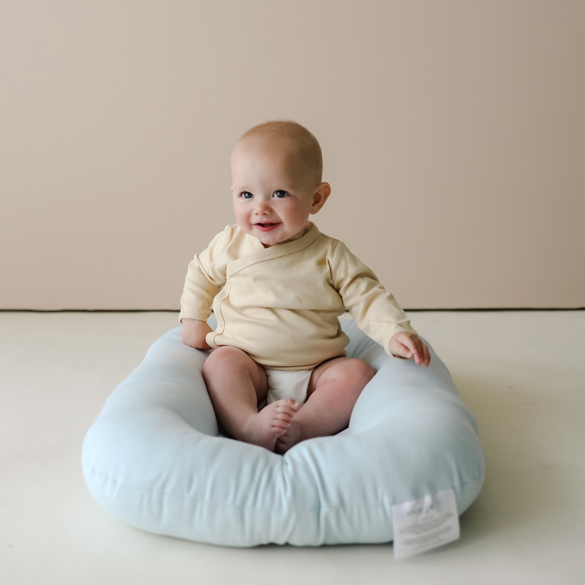 Infant Lounger Bluebell – Snuggle Me Organic - Main Image