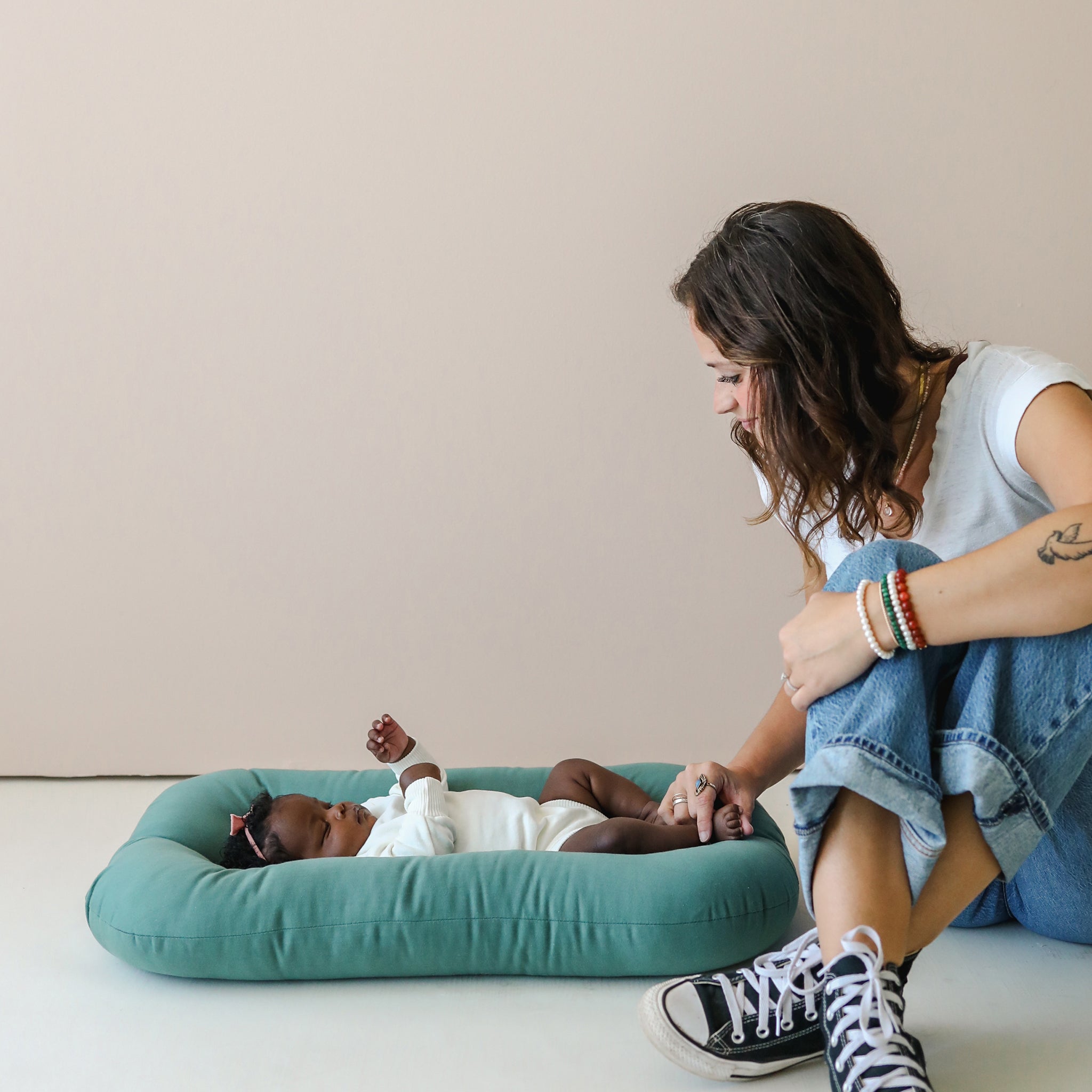 Infant Lounger | Moss – Snuggle Me Organic