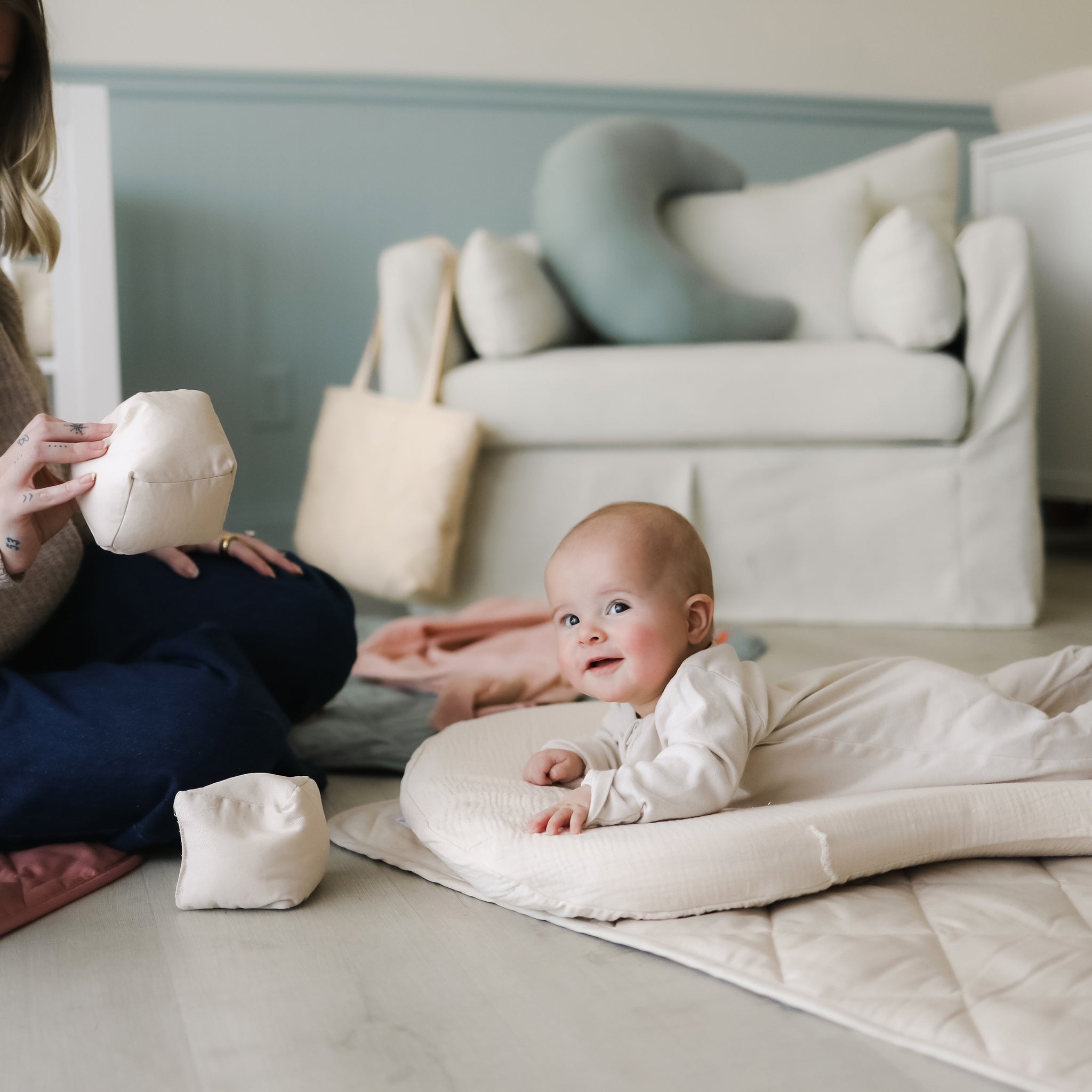 Infant Lounger Curve | Birch – Snuggle Me Organic