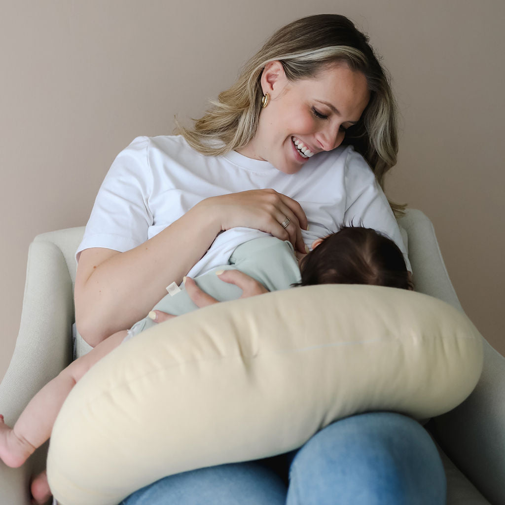 Feeding Pillow + Organic Cover Set | Honey