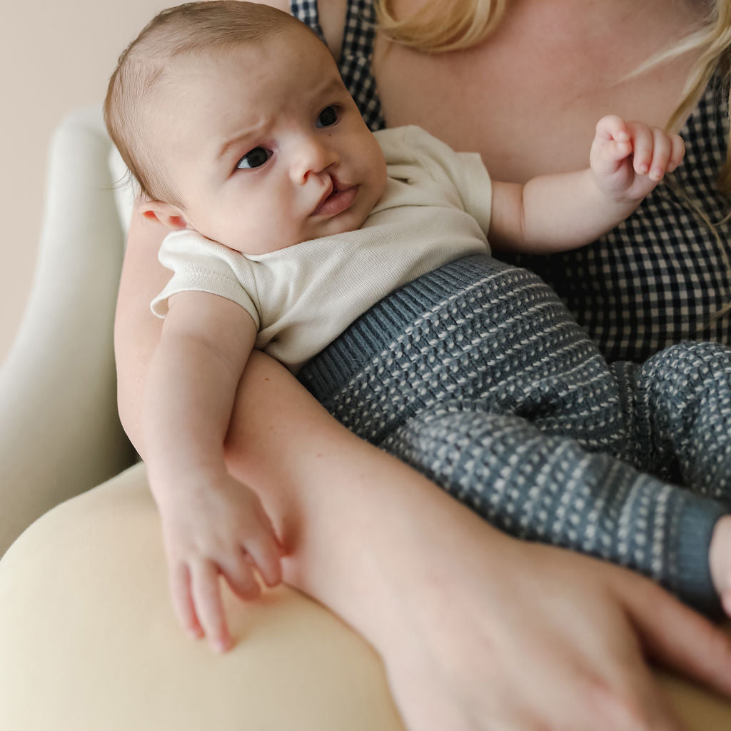 Feeding Pillow + Organic Cover Set | Honey