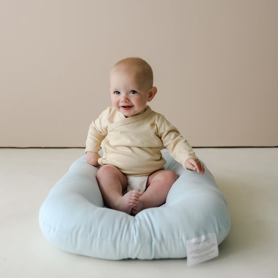 Infant Loungers Snuggle Me Organic