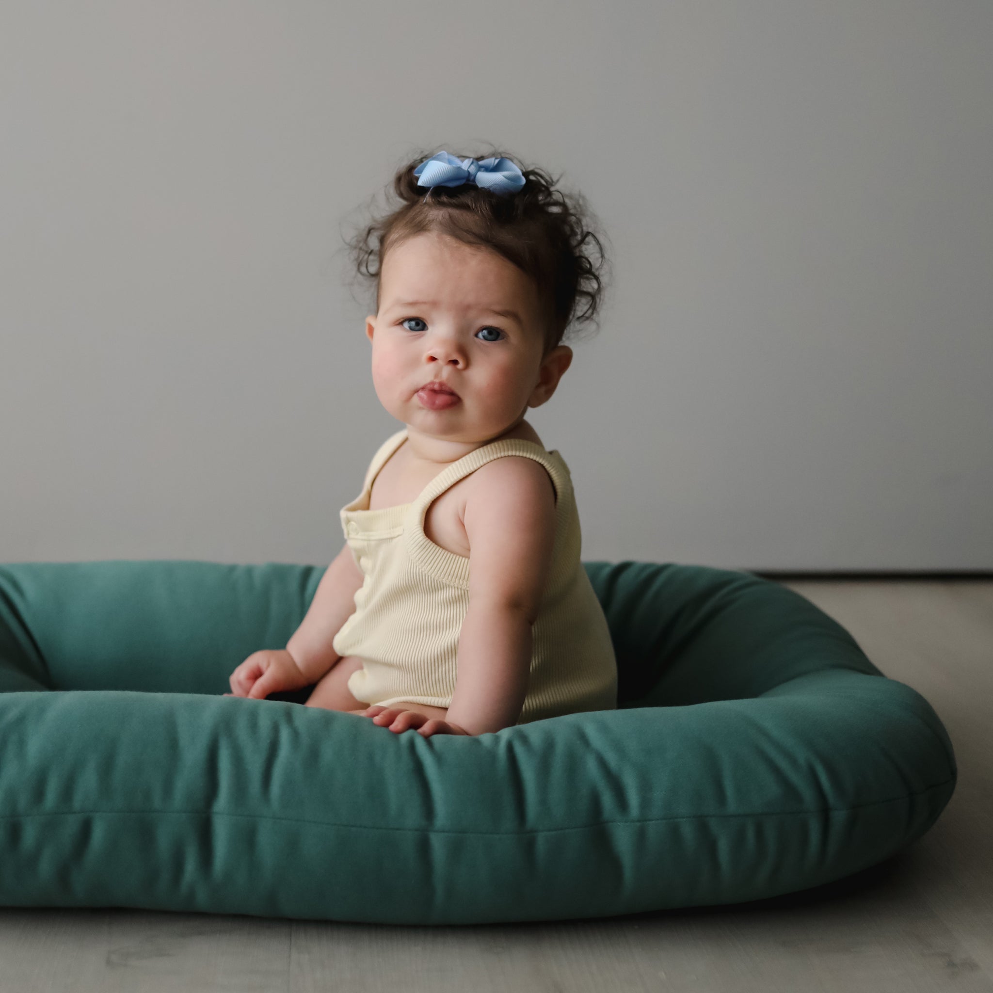 Infant Lounger | Moss – Snuggle Me Organic