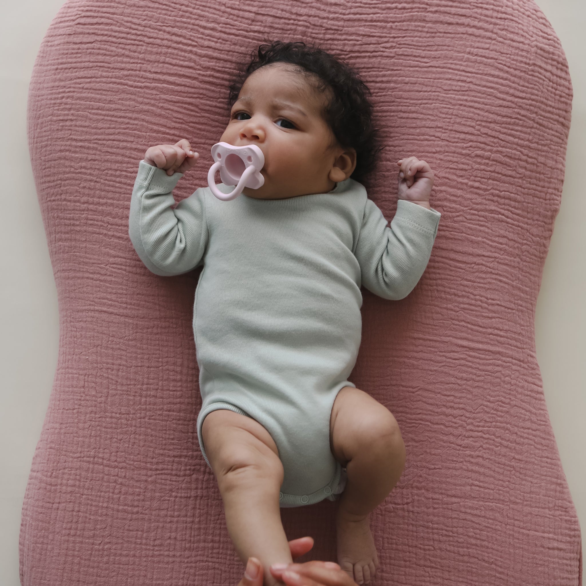 Little Explorer Lounger Set | Pinks (Worth $185) – Snuggle Me Organic
